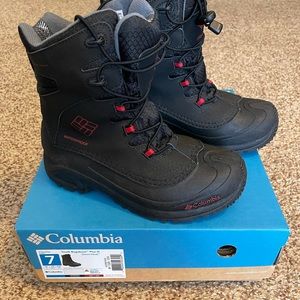 Columbia Youth Size 7 Bugaboot Plus 111 Omni Heat Waterproof Boots